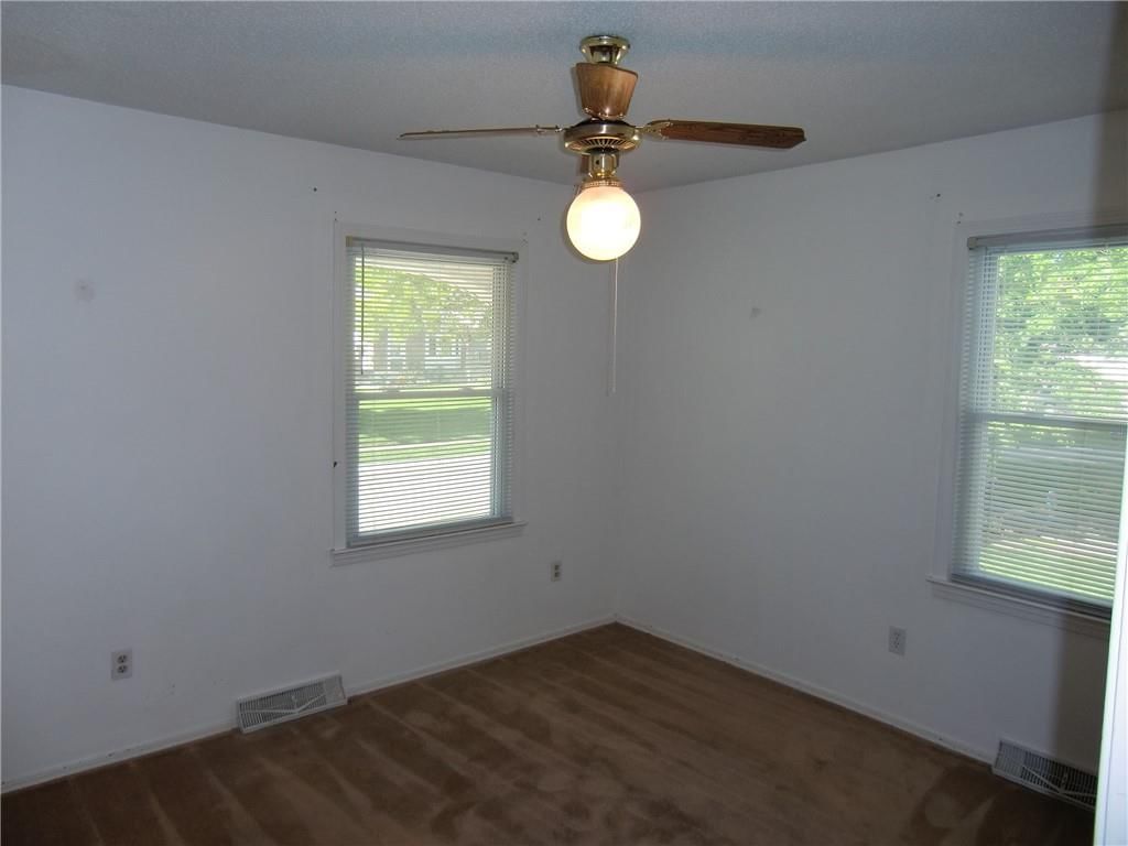 8008 Greenwald Drive — photo 27
