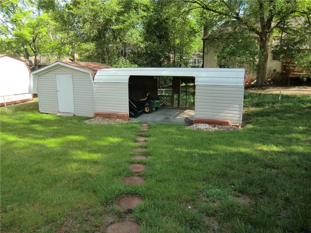 8008 Greenwald Drive — photo 38