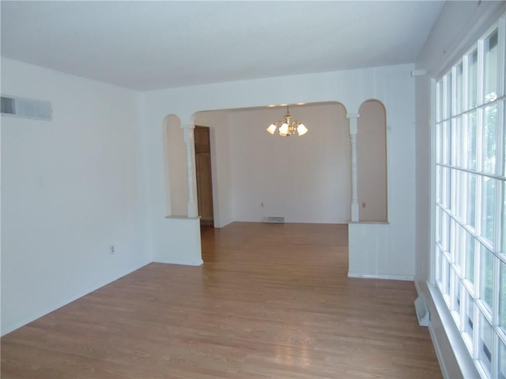 8008 Greenwald Drive — photo 8