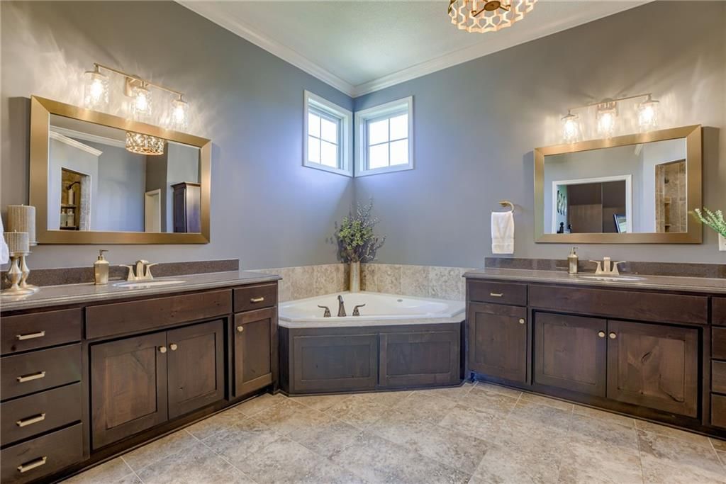 22531 W 61st Street — photo 18