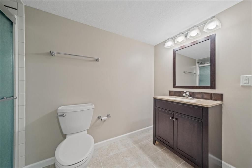 219 E 2300 Road — photo 31