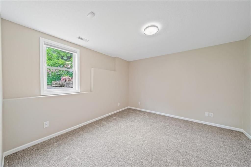 219 E 2300 Road — photo 32