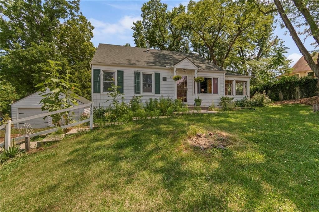 3509 NE Monterey Avenue — photo 31