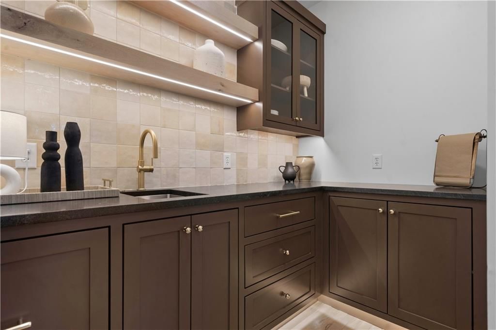 12816 Birch Street — photo 23