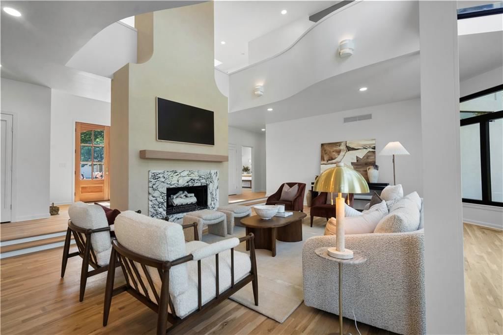 12816 Birch Street — photo 32