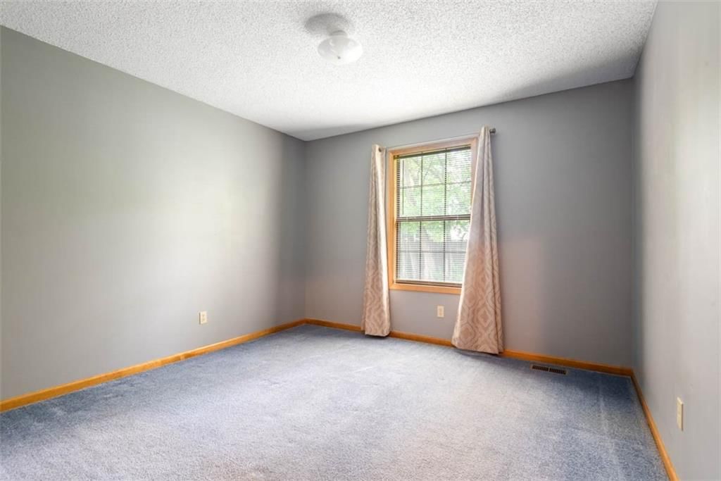 2520 Kensington Road — photo 17