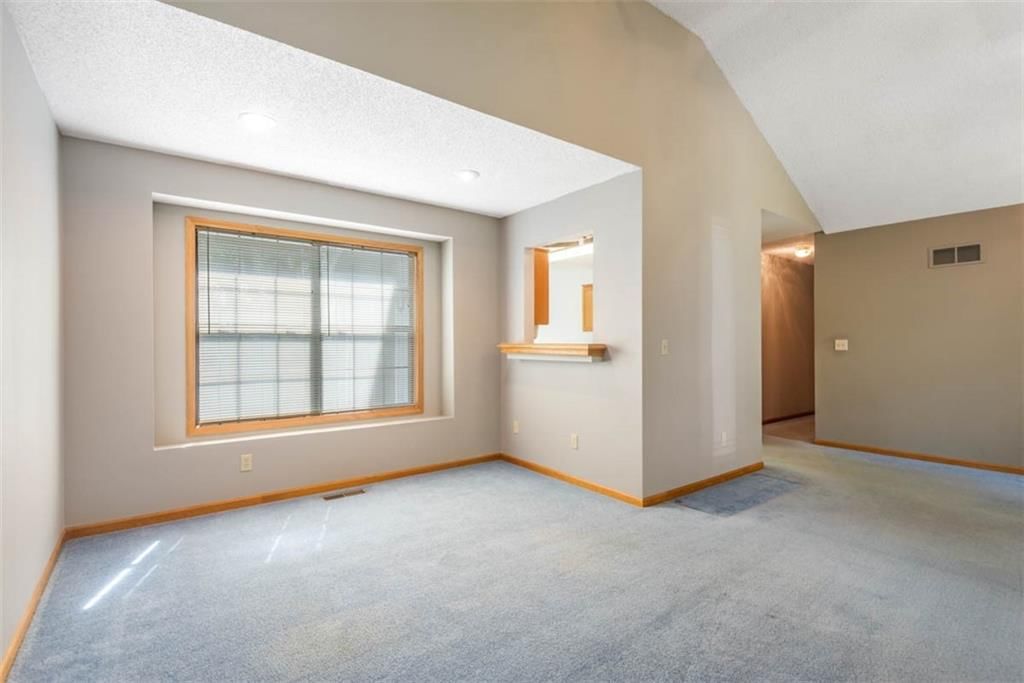 2520 Kensington Road — photo 9