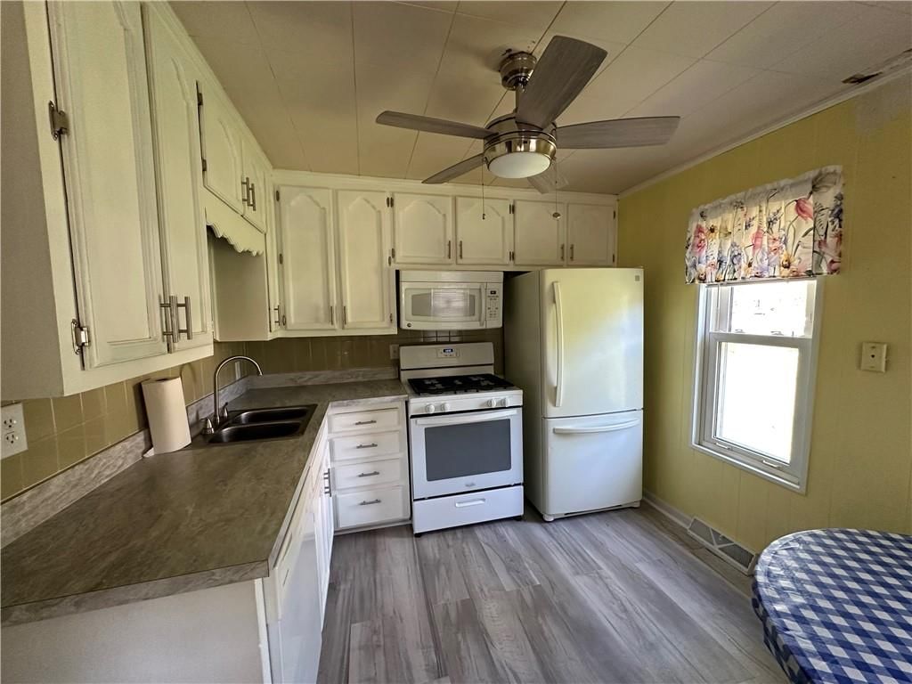 304 Walnut Street — photo 19