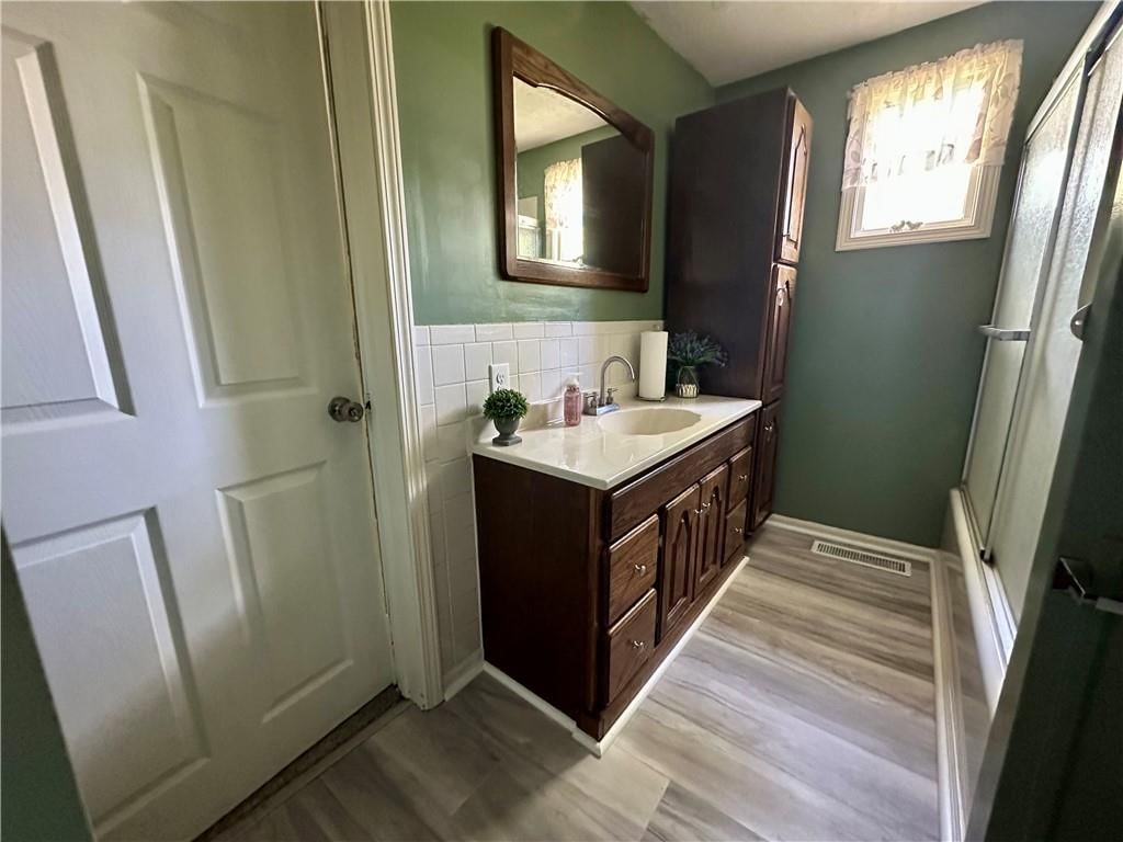 304 Walnut Street — photo 23