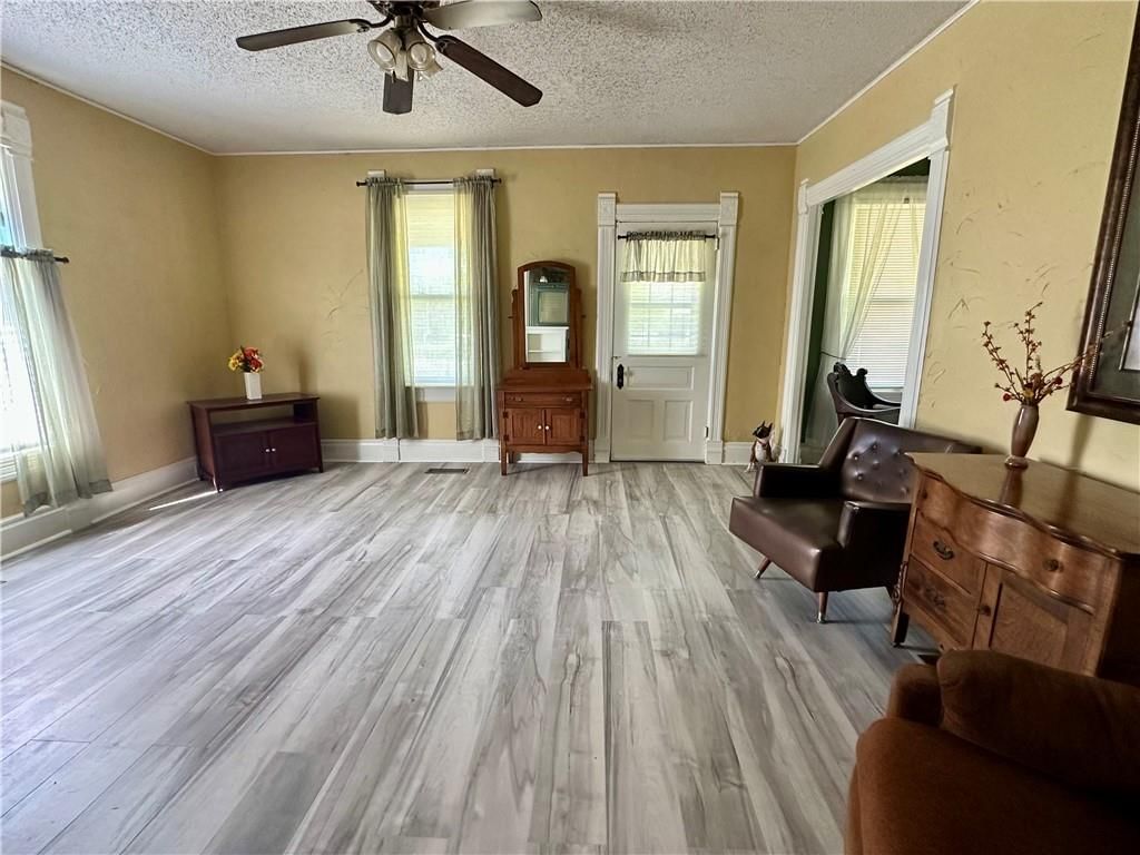304 Walnut Street — photo 26