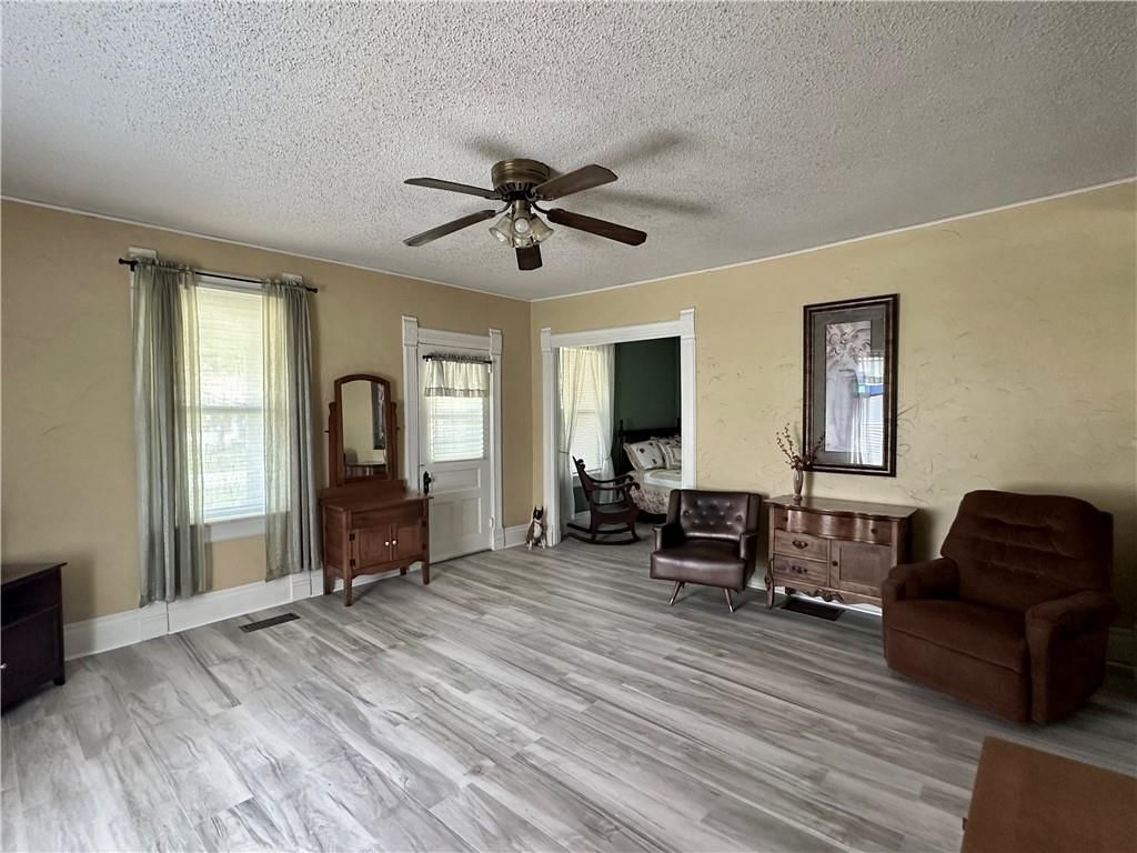 304 Walnut Street — photo 27