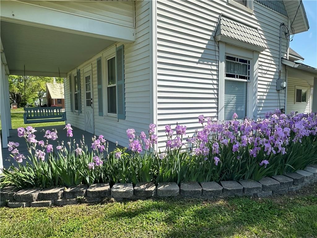 304 Walnut Street — photo 38