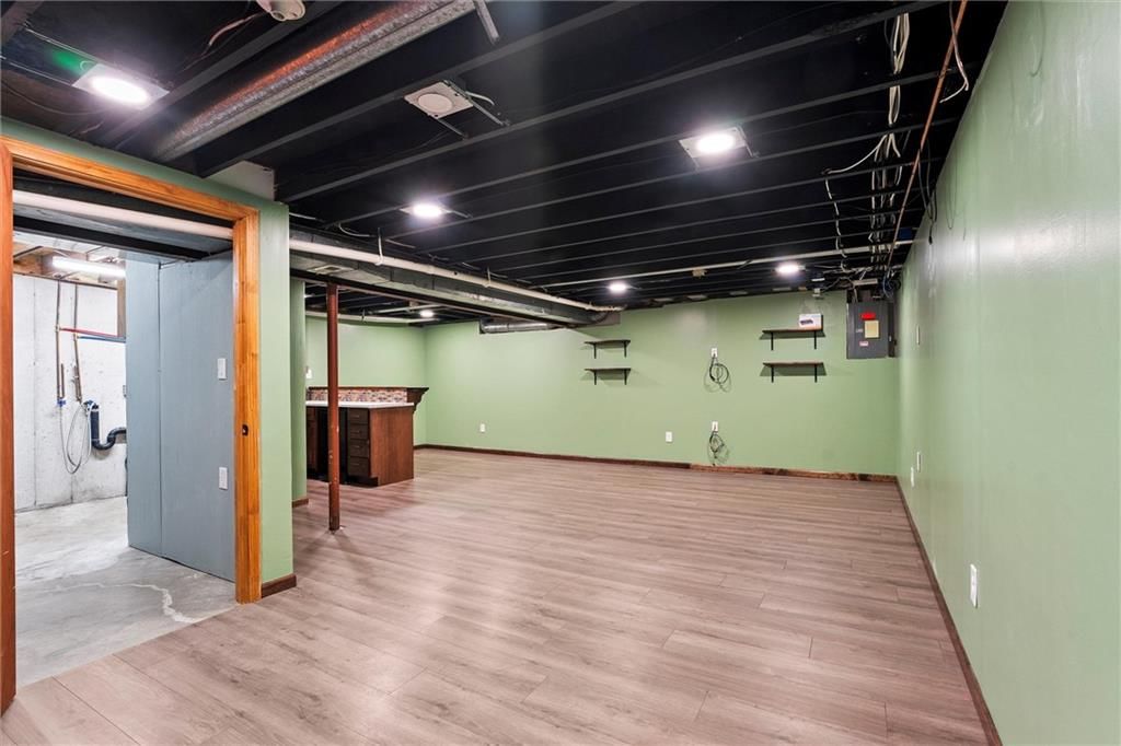 247 SE Brownfield Court — photo 24