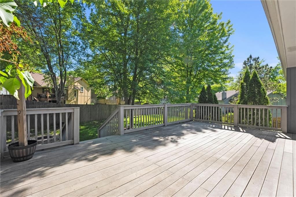 247 SE Brownfield Court — photo 27