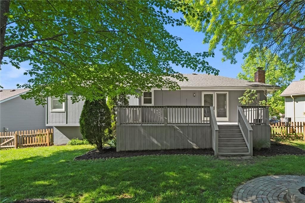 247 SE Brownfield Court — photo 29