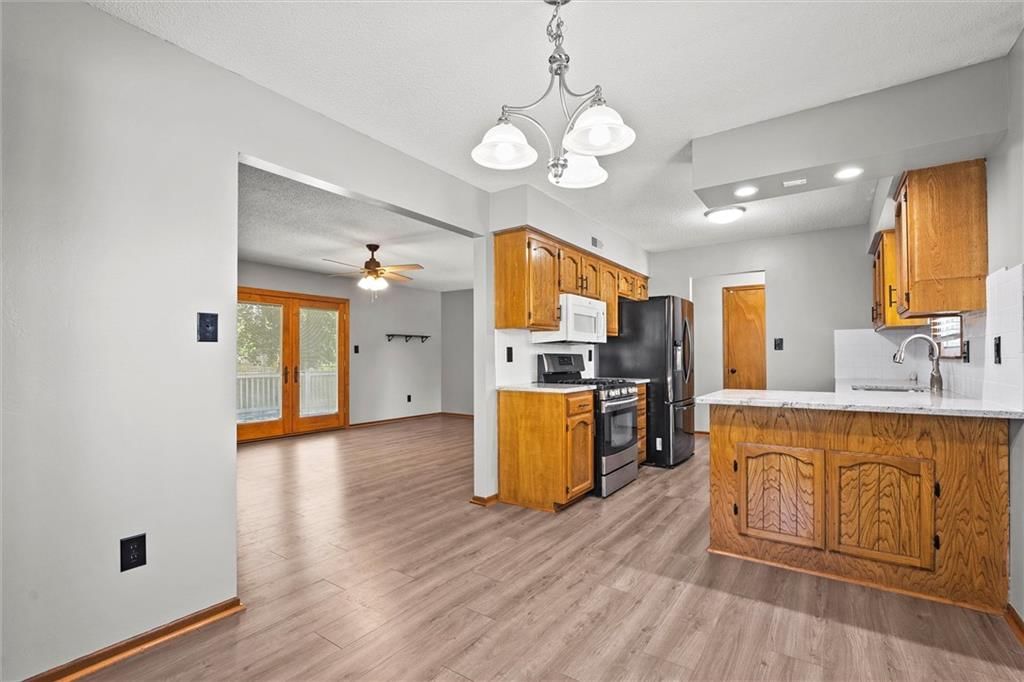 247 SE Brownfield Court — photo 10