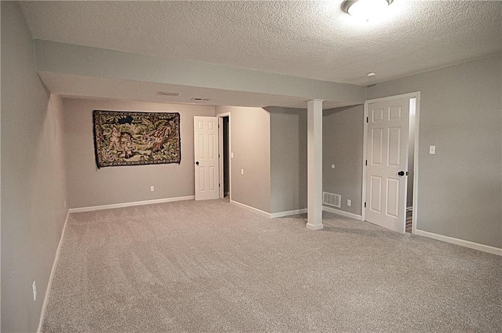 1748 NE Ridgeview Drive — photo 20
