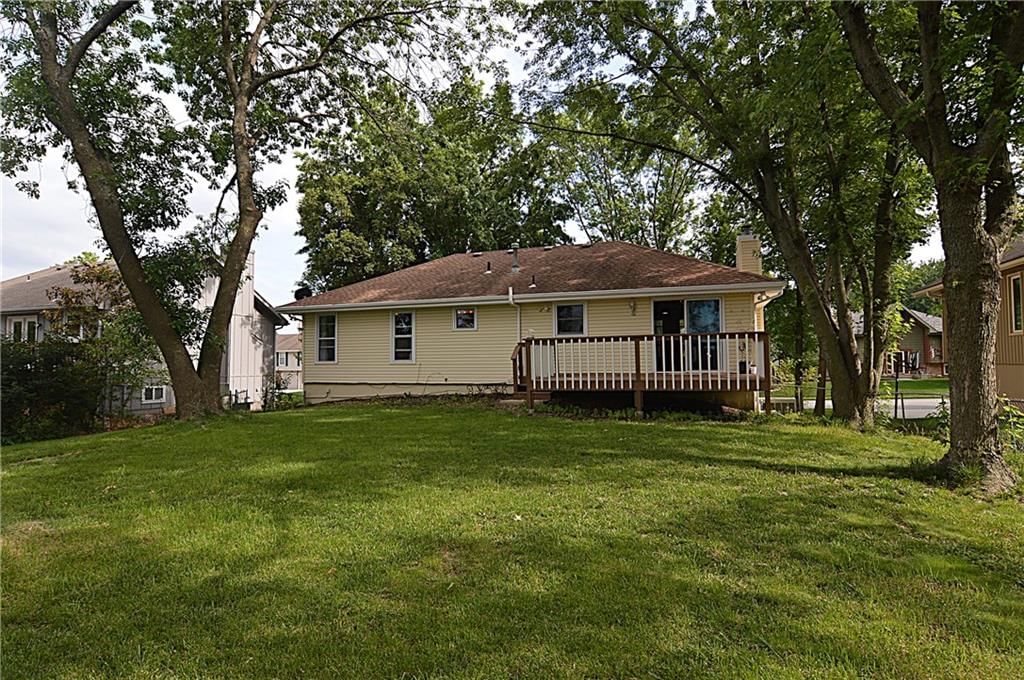 1748 NE Ridgeview Drive — photo 25