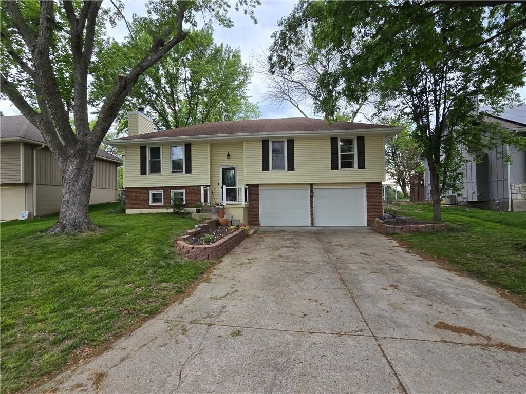 1748 NE Ridgeview Drive — photo 28