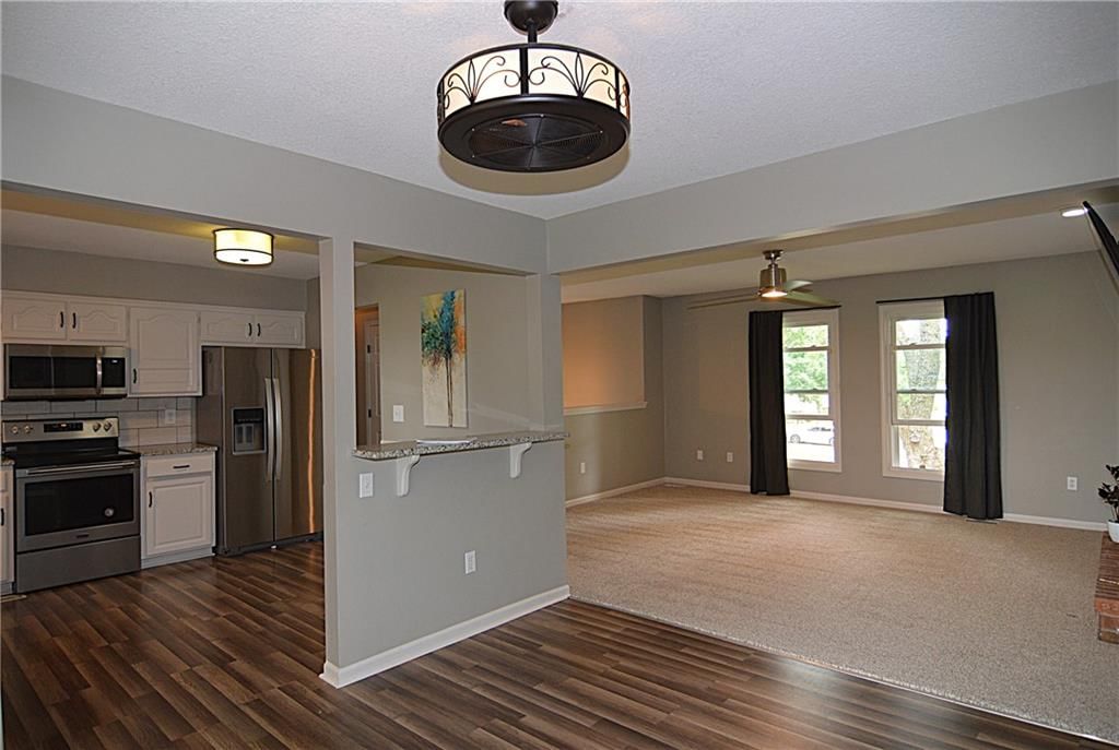 1748 NE Ridgeview Drive — photo 7