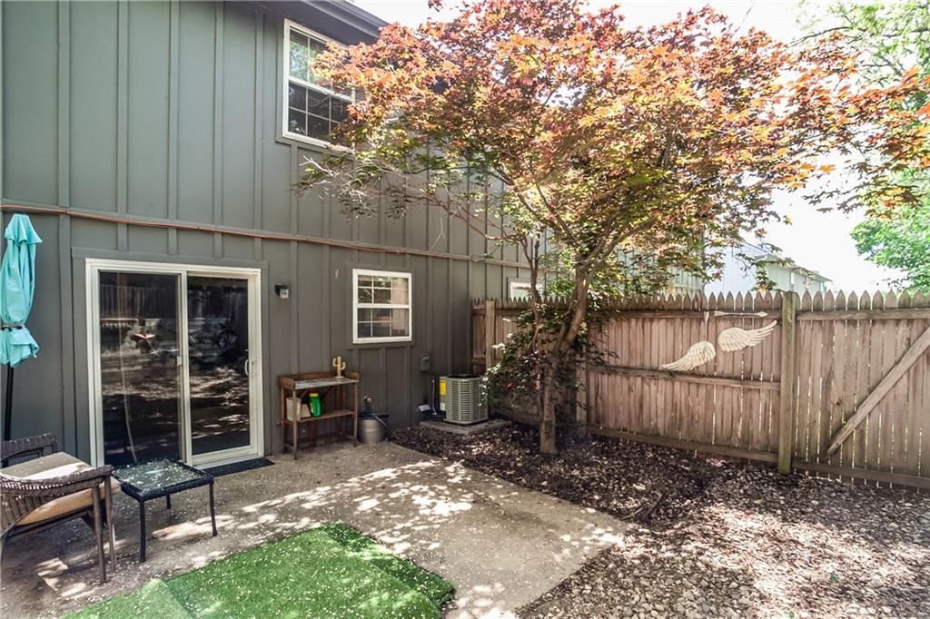 5516 NW 66th Terrace — photo 5
