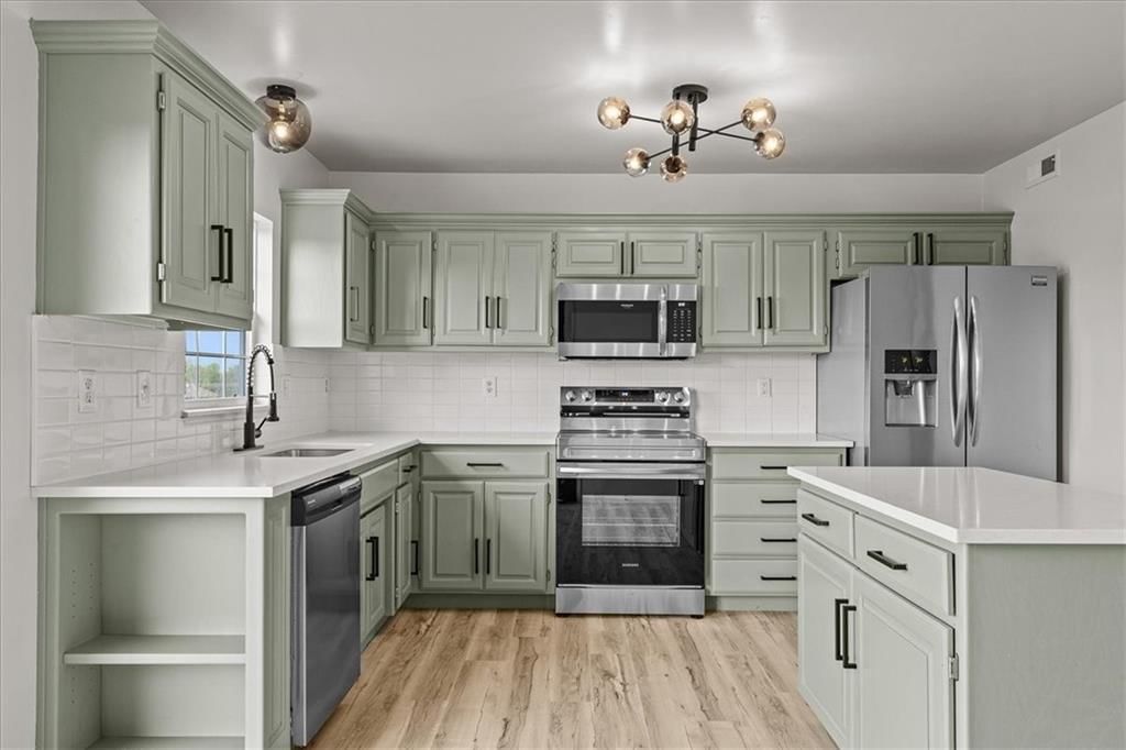 9901 E 221 Street — photo 10