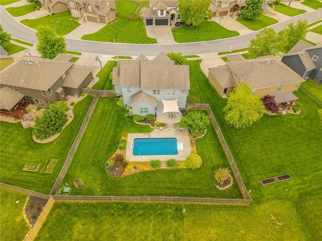2228 SW Hawkview Road — photo 4