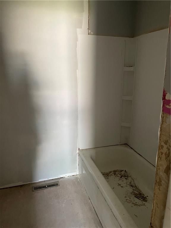 405 S Daviess Street — photo 5