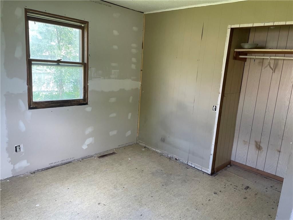 405 S Daviess Street — photo 7