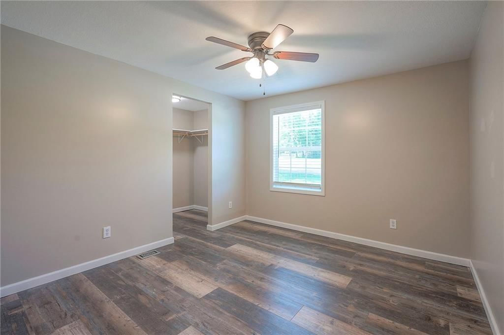 507 W 26th Street — photo 35