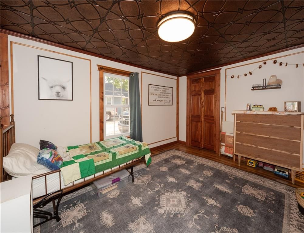 111 W Olive Street — photo 36