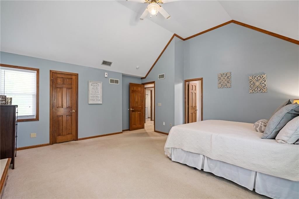 2023 NE Newport Court — photo 28