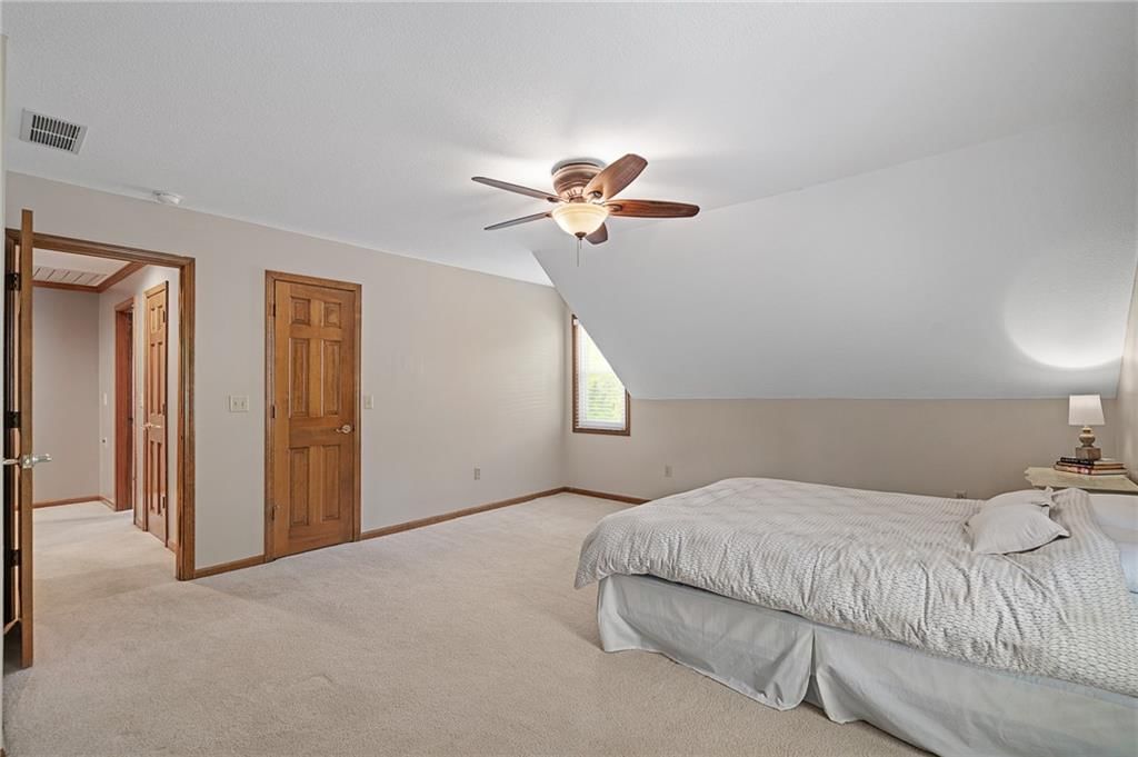 2023 NE Newport Court — photo 35