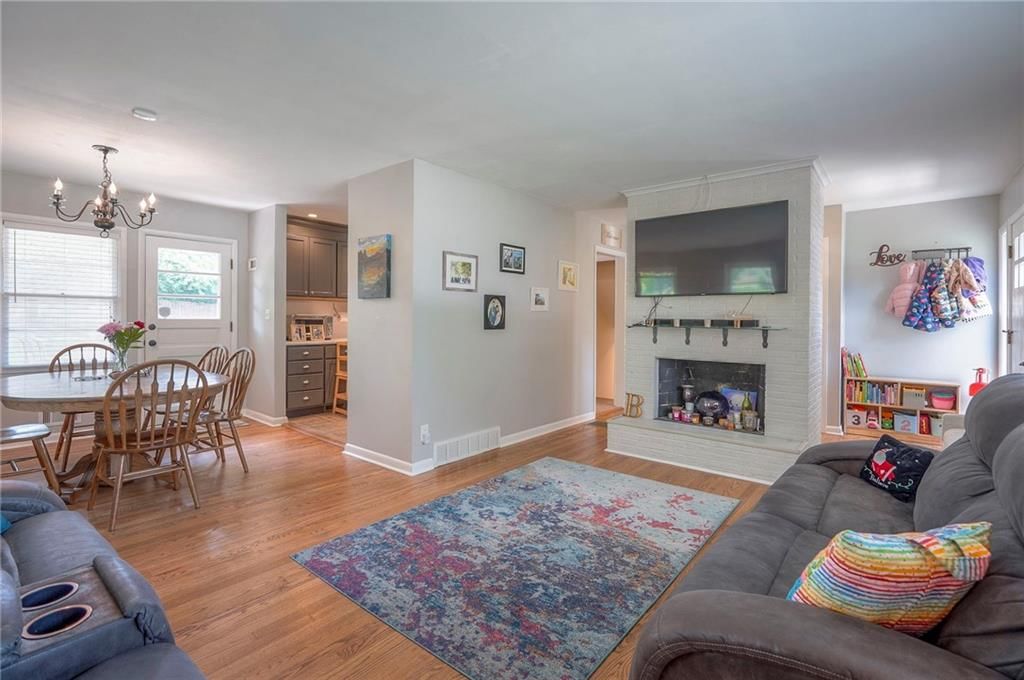 9516 Madison Avenue — photo 15