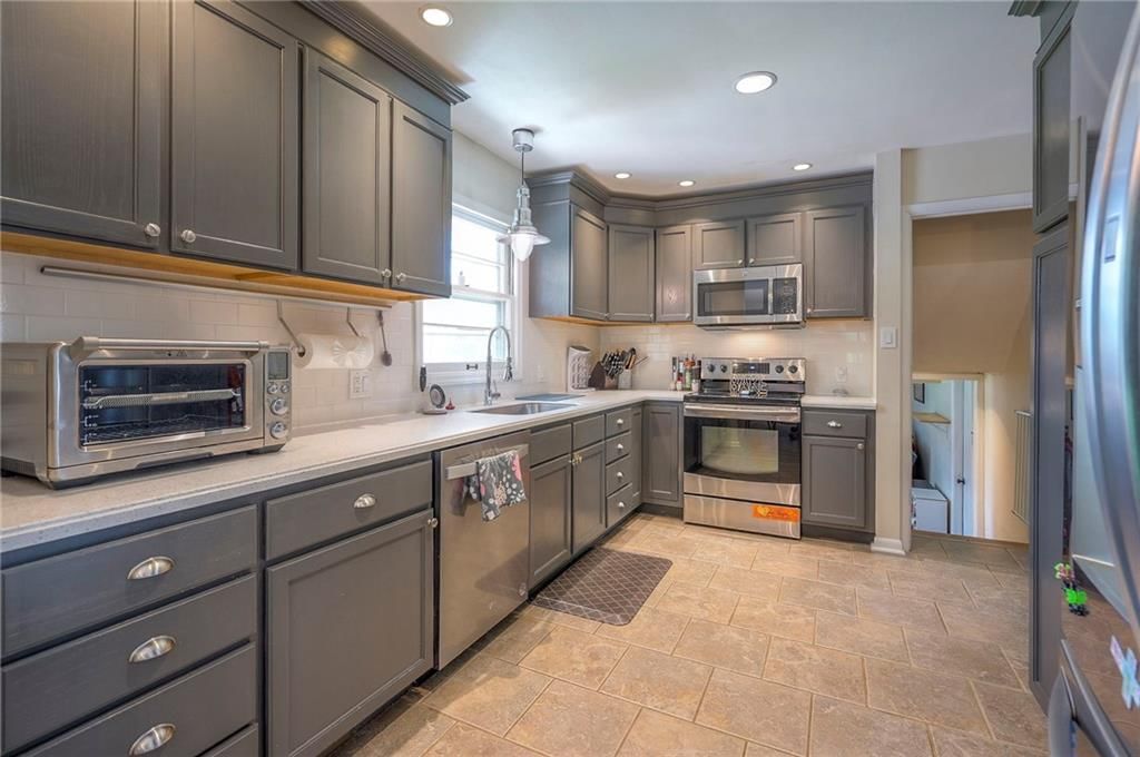 9516 Madison Avenue — photo 20