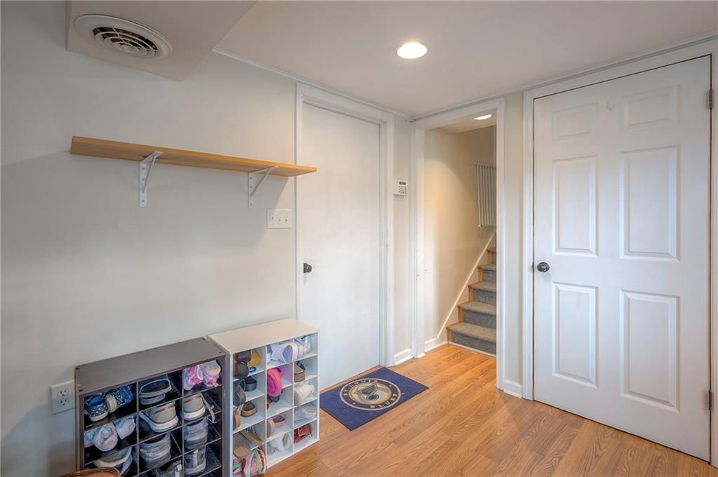 9516 Madison Avenue — photo 27
