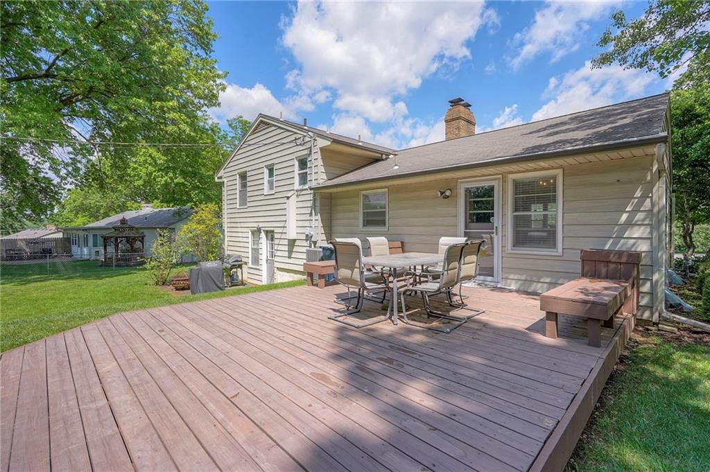 9516 Madison Avenue — photo 42