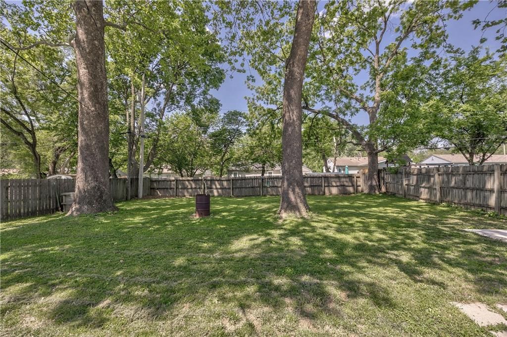 120 S Park Street — photo 20