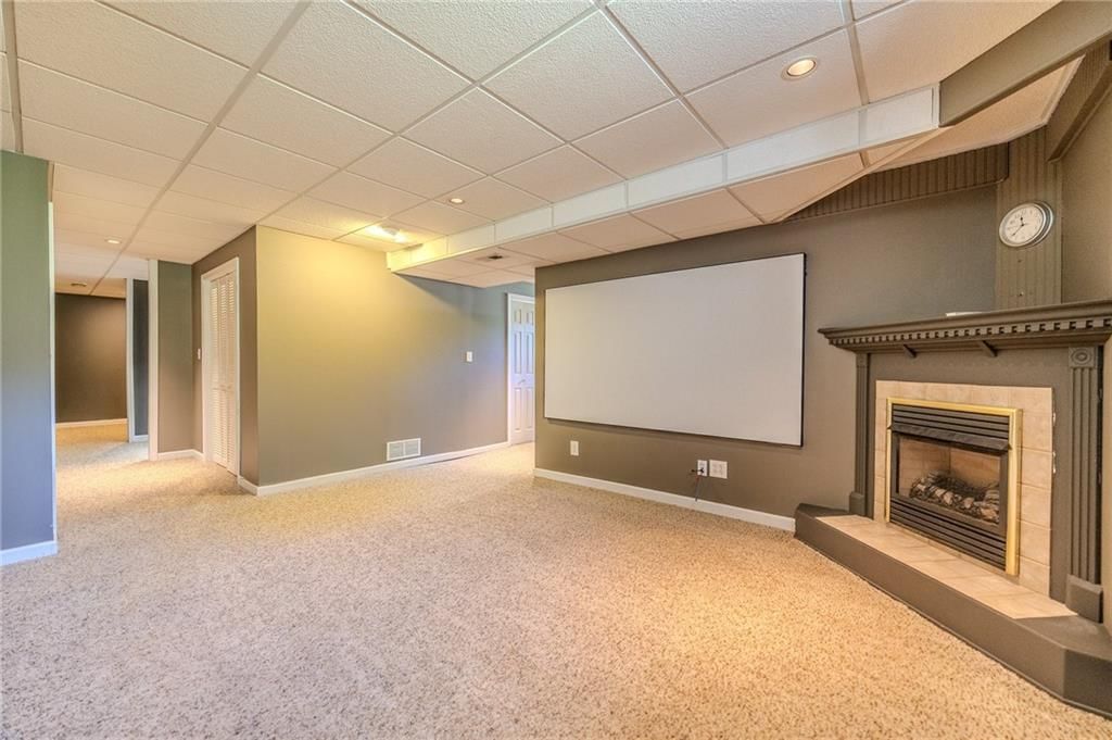 913 Walnut Street — photo 17