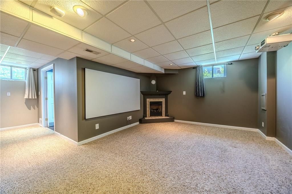 913 Walnut Street — photo 18