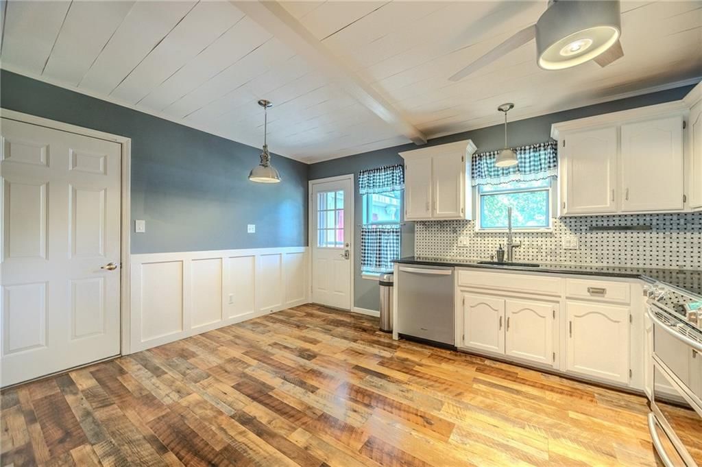 913 Walnut Street — photo 7