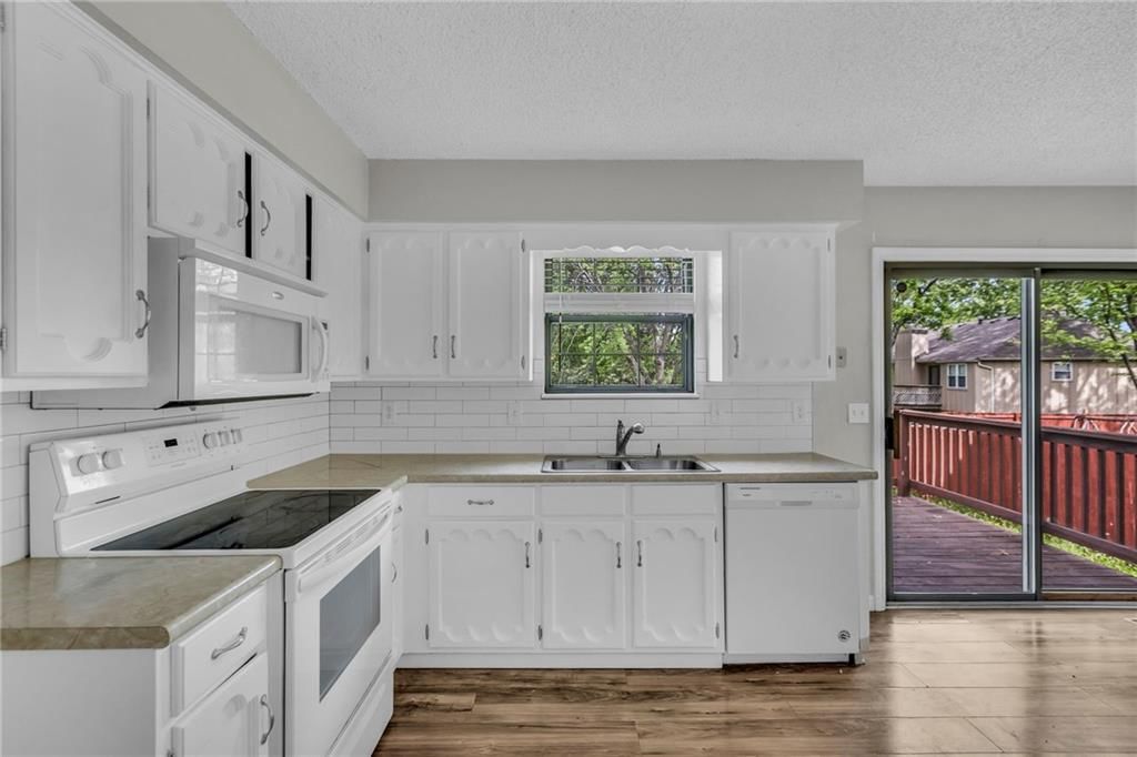 12804 S Sycamore Street — photo 14