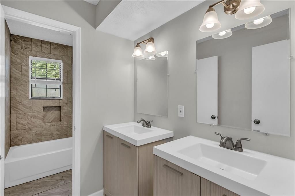 12804 S Sycamore Street — photo 17