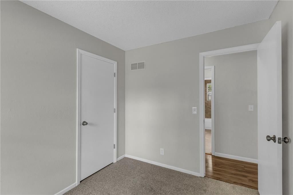 12804 S Sycamore Street — photo 20