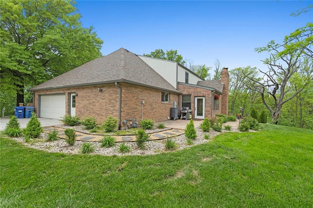 17610 Riverbend Road — photo 36