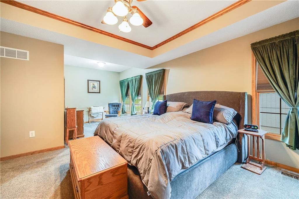 2211 Valley View Drive — photo 16