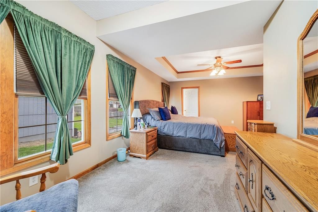 2211 Valley View Drive — photo 18