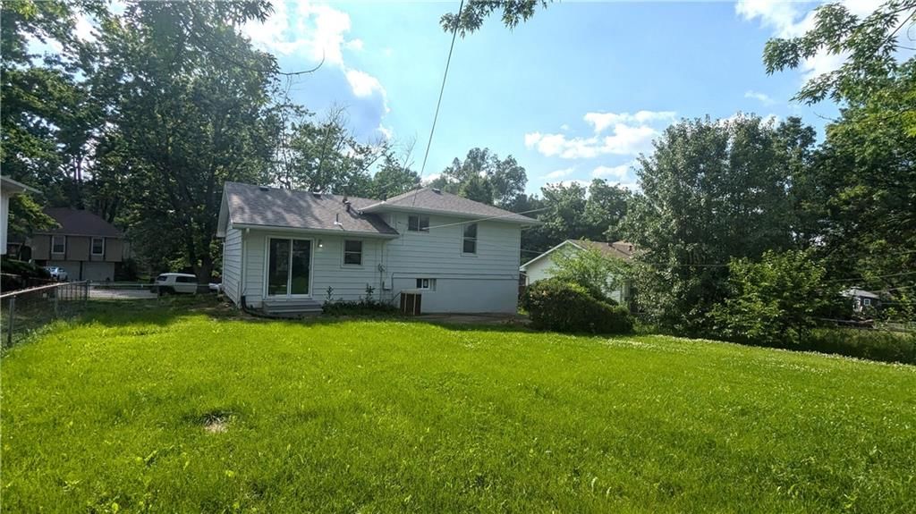9005 Kentucky Avenue — photo 31