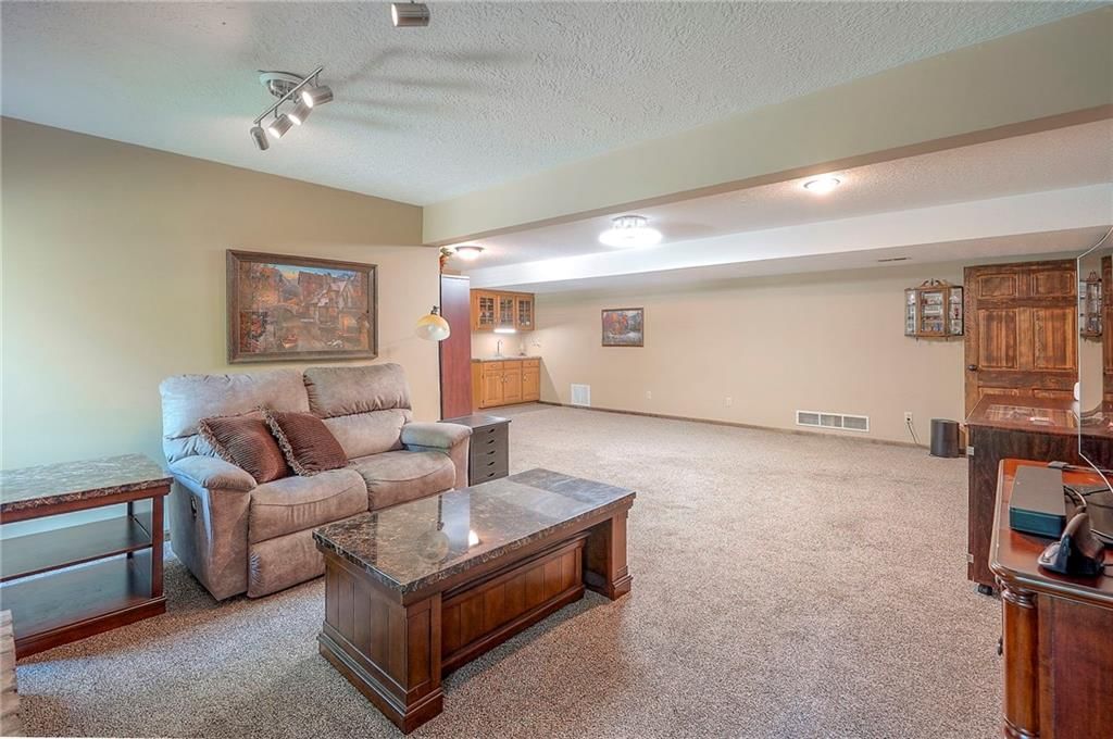 11416 W 109th Street — photo 27