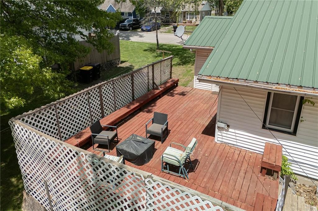 906 W Pearl Street — photo 17